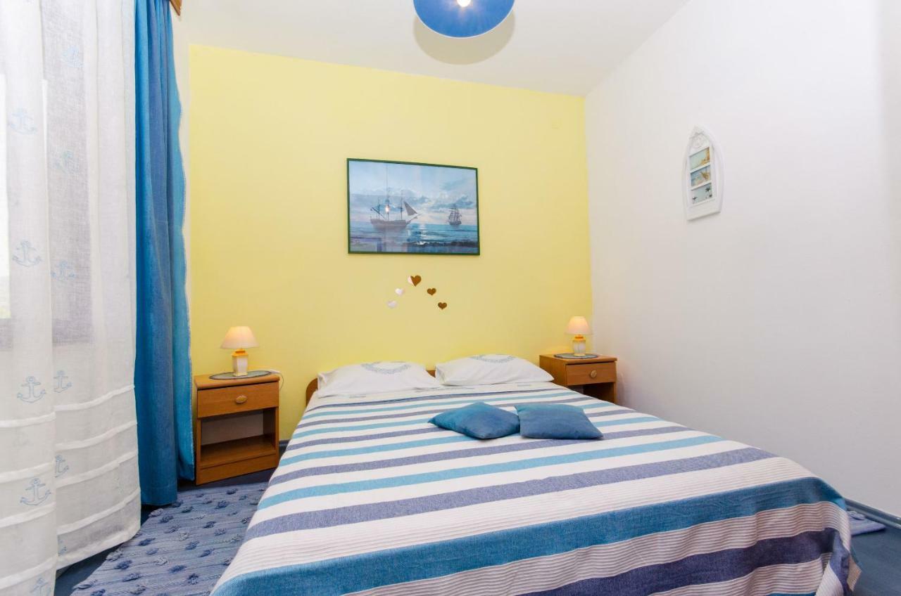 Apartment Slavka Račišće Esterno foto