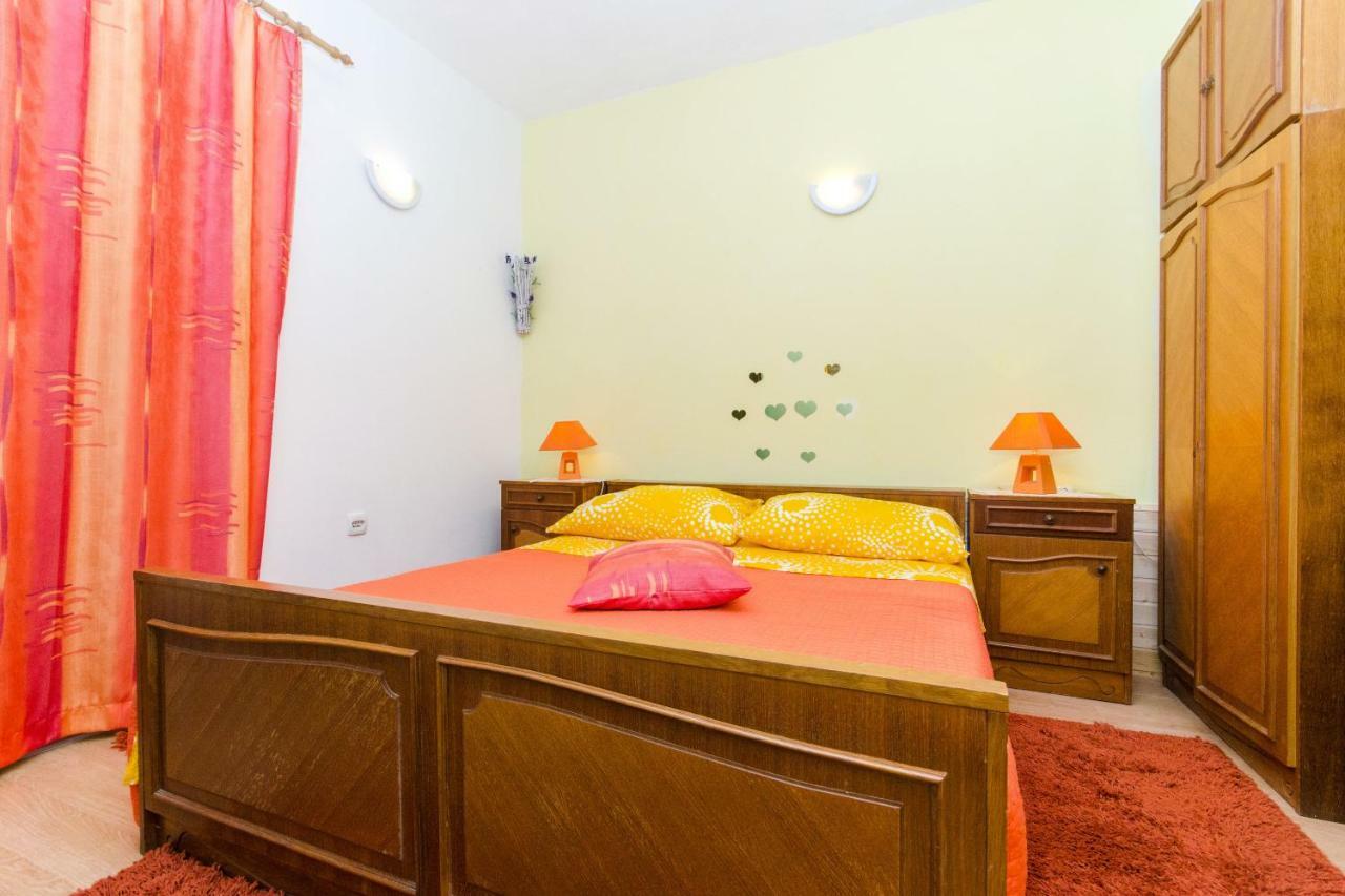 Apartment Slavka Račišće Esterno foto